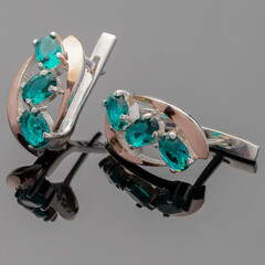 Серьги серебряные 925 пробы с золотыми вставками арт. 249с