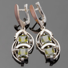 Серьги серебряные 925 пробы с золотыми вставками арт. 255с