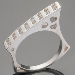 Серебряное кольцо с фианитами арт. 398к