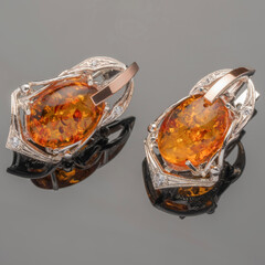 Серьги серебряные 925 пробы с золотыми вставками арт. 311с