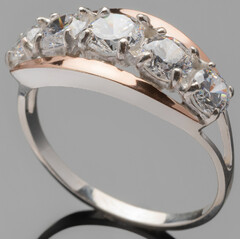Серебряное кольцо 925 пробы с золотом арт. 364к