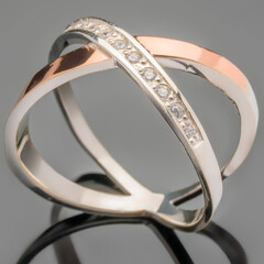 Серебряное кольцо 925 пробы с золотом арт. 454к