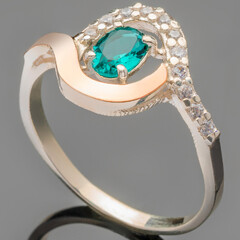 Серебряное кольцо 925 пробы с золотом арт. 368к