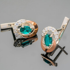 Серебряные серьги 925 пробы с золотыми вставками арт. 368с