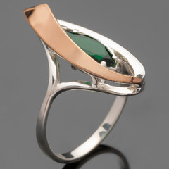 Серебряное кольцо 925 пробы с золотом арт. 460к