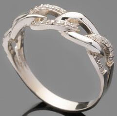 Серебряное кольцо 925 пробы с фианитами арт. 506к