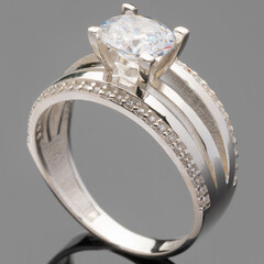 Серебряное кольцо 925 пробы с фианитами арт. 509к