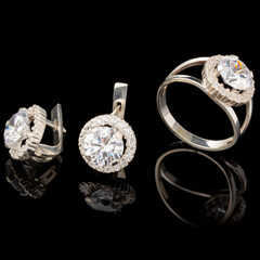 Серебряный набор 925 пробы с фианитами арт. 528г