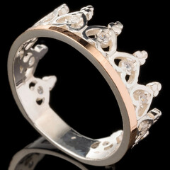 Серебряное кольцо Корона с фианитами арт. 541к