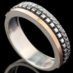 Серебряное кольцо 925 пробы с золотом арт. 620к