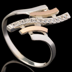 Серебряное кольцо 925 пробы с золотом арт. 623к