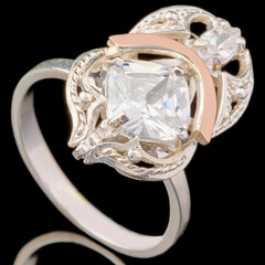 Серебряное кольцо 925 пробы с золотом арт. 671к