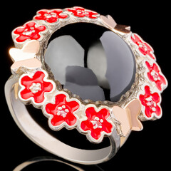Серебряное кольцо 925 пробы с эмалью арт. 636к