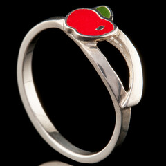 Серебряное кольцо 925 пробы с эмалью арт. 569к
