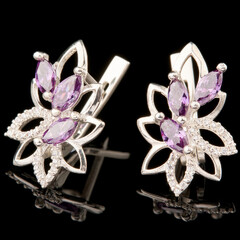 Серебряные серьги 925 пробы с фианитами арт. 750с