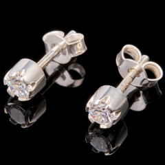 Серебряные серьги 925 пробы с фианитами 1032с
